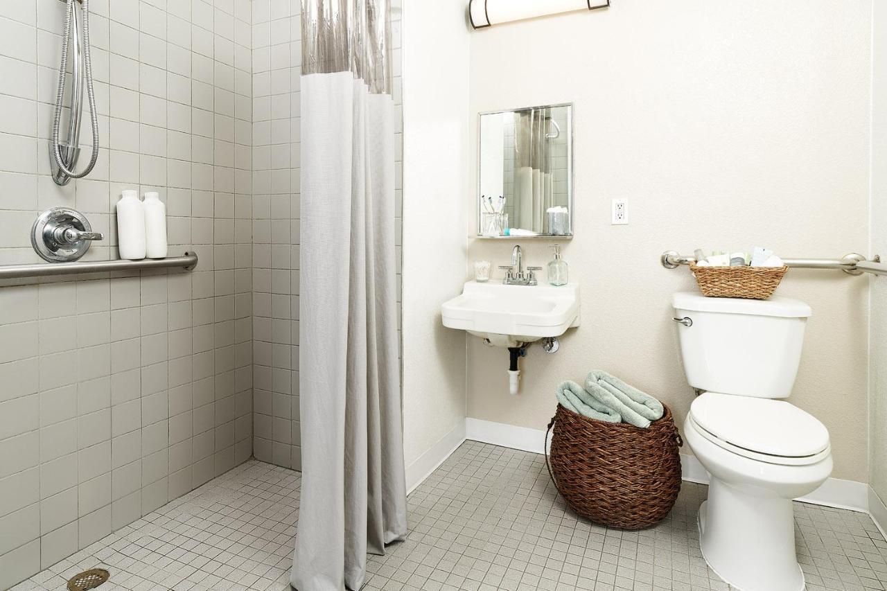 Intown Suites Extended Stay Louisville Ky - Northeast Eksteriør billede